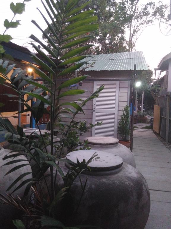 安帕瓦 帕查雅旅馆酒店 外观 照片